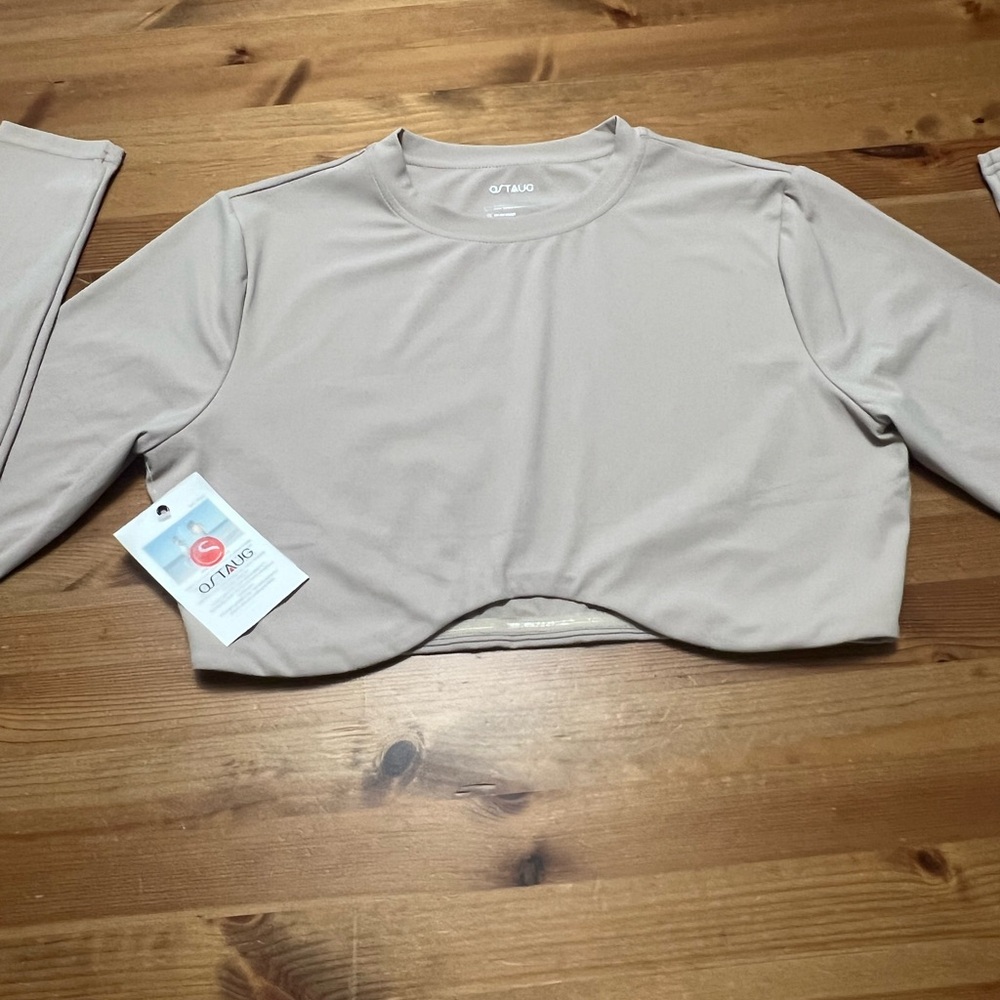 OSTAUG high neck double lined long sleeve crop top women size xl New